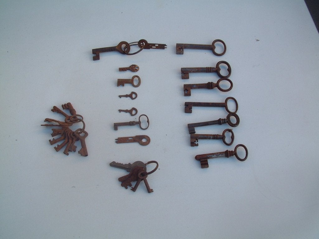 sleutels 30 stuks Groot en Klein Antiek Vintage, Ophalen of Verzenden