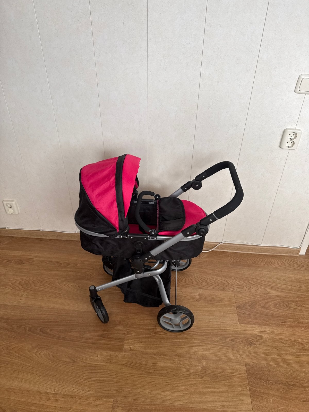 Poppenwagen roze/zwart - Speelgoed, Ophalen, Gebruikt, Babypop