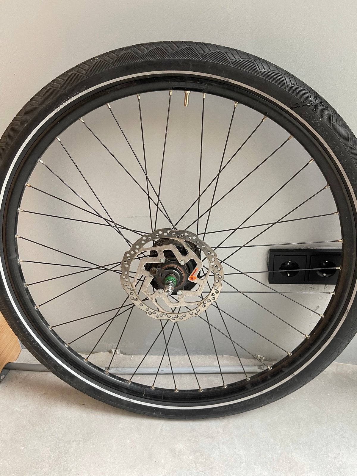Fietsvelg met Continental band en Shimano Nexus naaf, Fietsen en Brommers, Gebruikt, Aluminium, Stadsfiets, Ophalen
