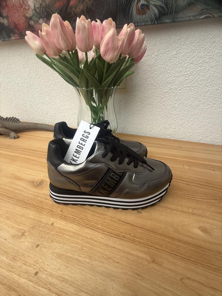 Originele Bikkemberg sneakers 35/36, Overige kleuren, Verzenden, Nieuw, Sneakers of Gympen