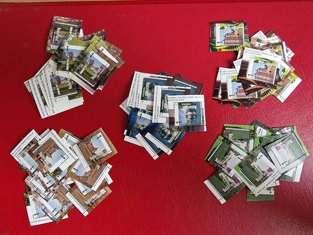 100x Tarief 1 nominaal frankeergeldig €140,-. Kleinformaat., Ophalen of Verzenden, Na 1940, Postfris