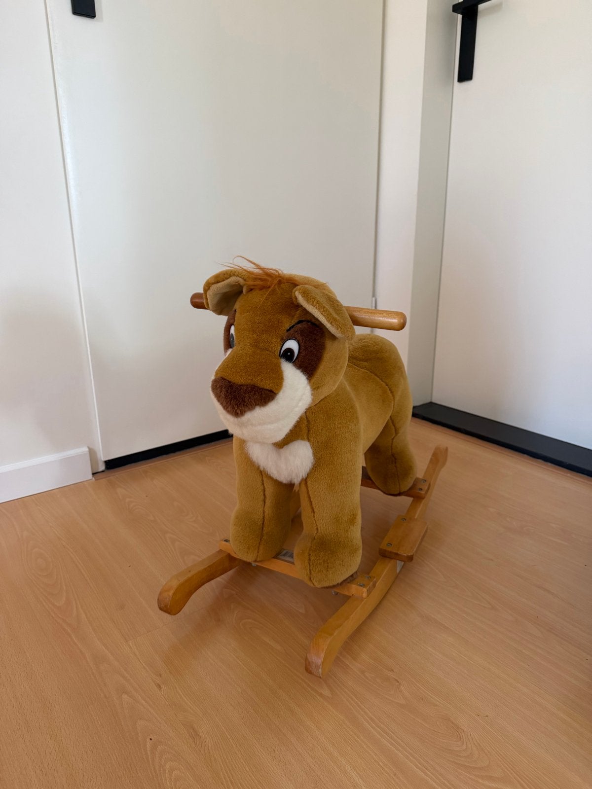 Schattige Leeuw Simba Schommelpaard voor Kinderen, Ophalen, Gebruikt, Jongen of Meisje