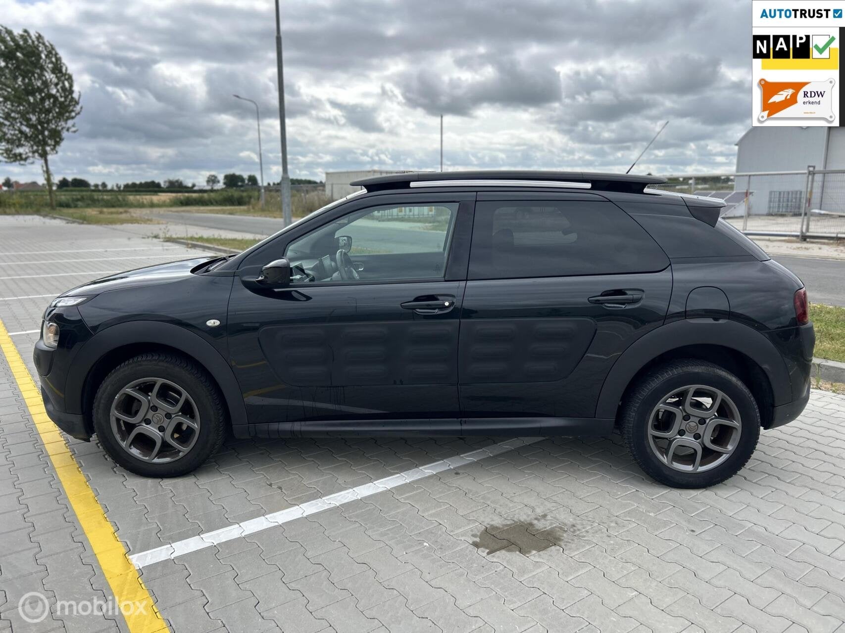 Citroen C4 Cactus 1.2 e-THP Shine|APK|CRUISE CONT|AIRCO|NAVI, Voorwielaandrijving, 1199 cc, 995 kg, Bedrijf