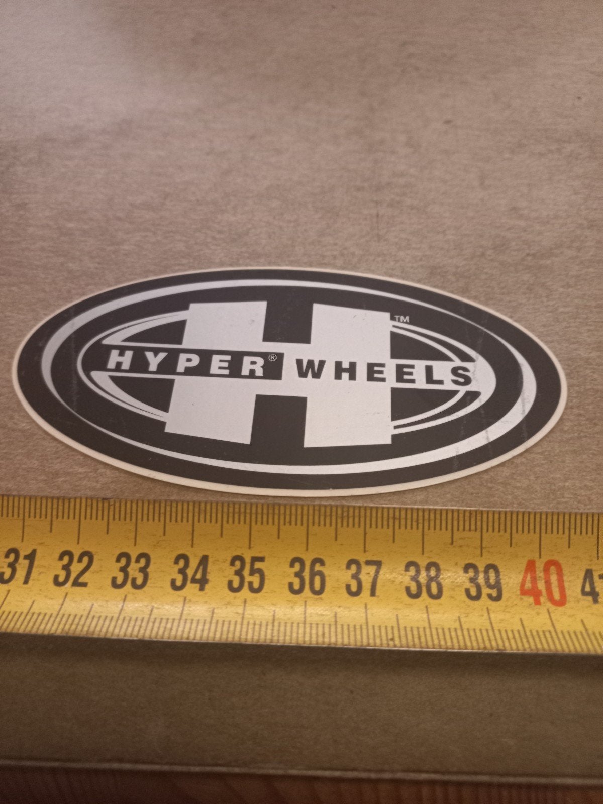 Hyper Wheels Sticker - Zwart/Wit Ovaal Logo, Verzamelen, Ophalen of Verzenden
