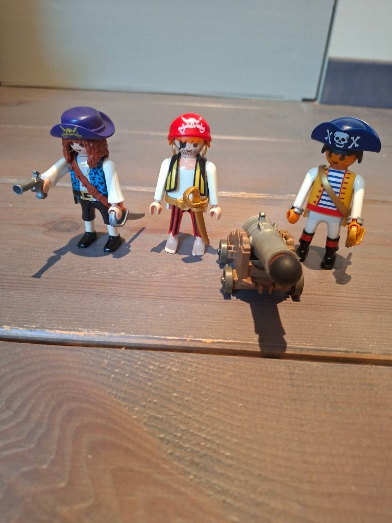 Playmobil piraten 3 figuren met kanon, Pirates, Complete set, Ophalen of Verzenden, Zo goed als nieuw