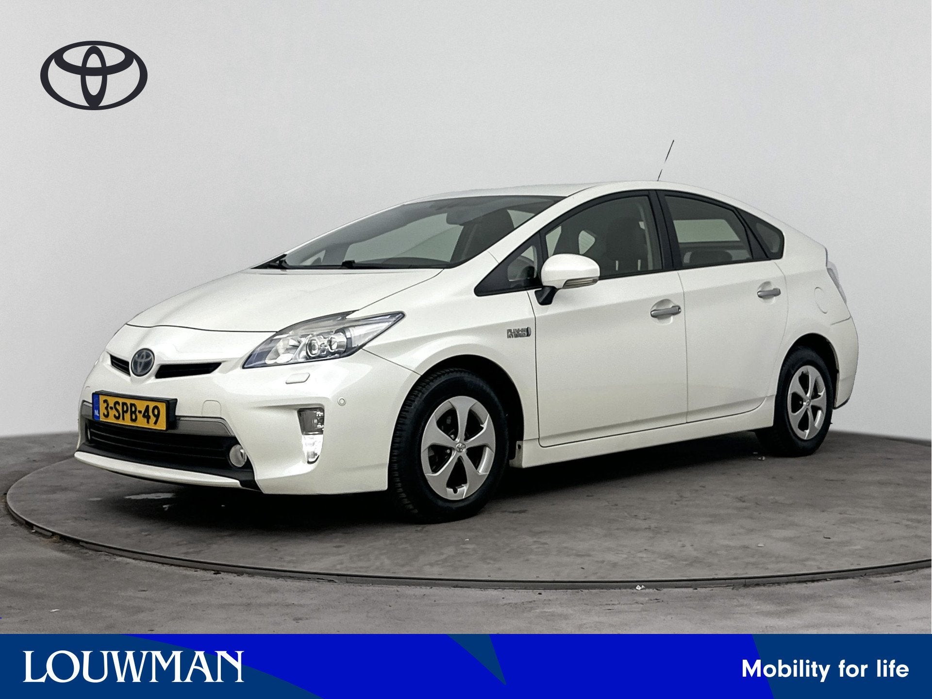 Toyota Prius 1.8 Plug-in Executive Business | Parkeersensor, Auto's, 136 pk, Gebruikt, Zwart, Wit