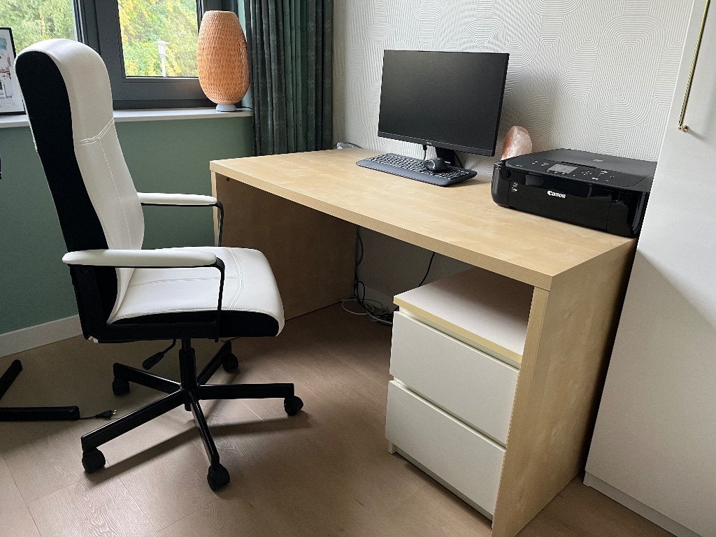 Bureau met bureaustoel en ladekastje, Ophalen, Gebruikt, Scandinavisch, 74 cm