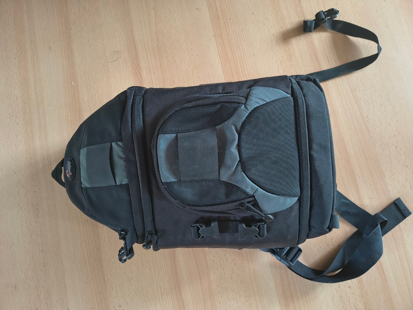Lowepro Slingshot 200 AW Cameratas - Zwart, Ophalen, Slingtas, Zwart, Gevoerd