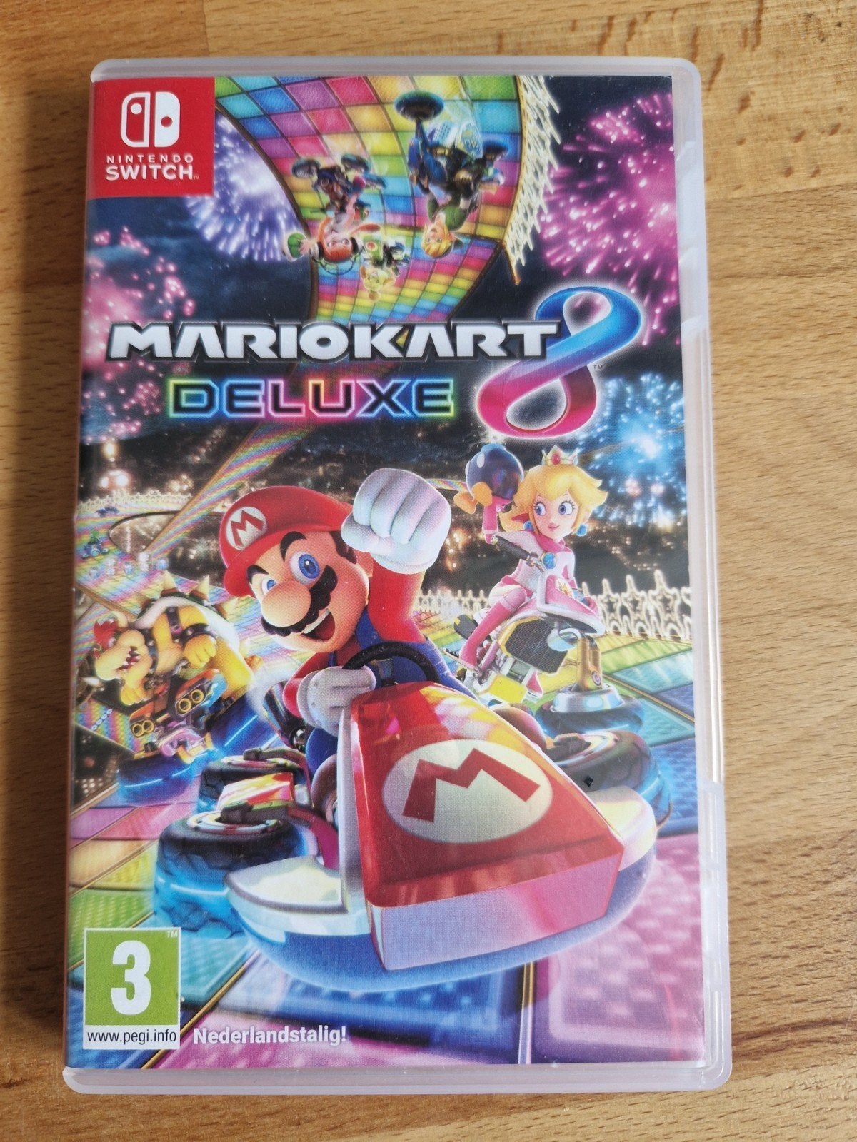 Mario kart 8 Deluxe Nintendo Switch, Spelcomputers en Games, Racen en Vliegen, Ophalen of Verzenden, Zo goed als nieuw, 3 spelers of meer