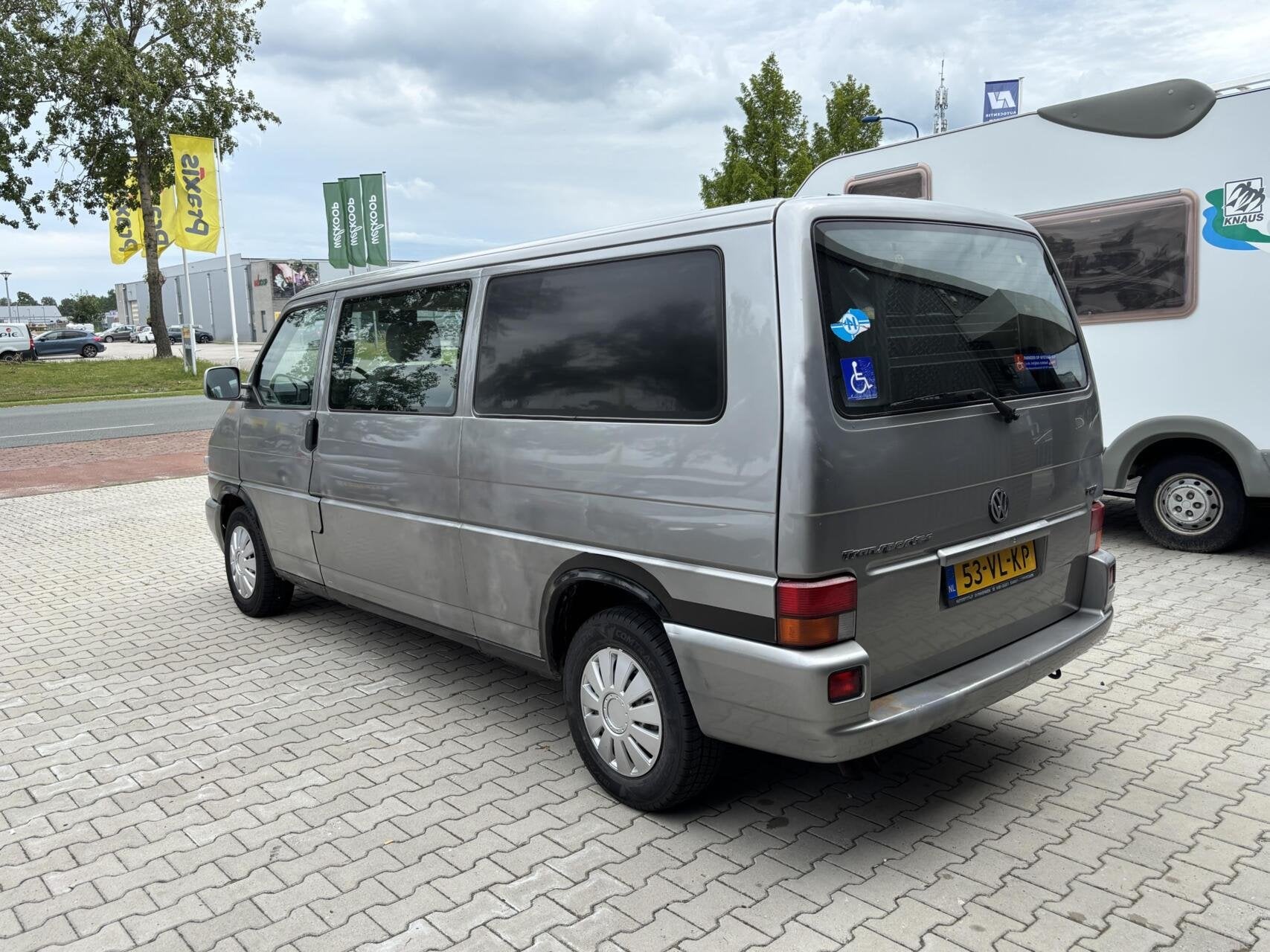 Volkswagen Transporter 2.5 TDI AUTOMAAT AIRCO invalide LIFT, Stof, Gebruikt, Volkswagen, Bedrijf