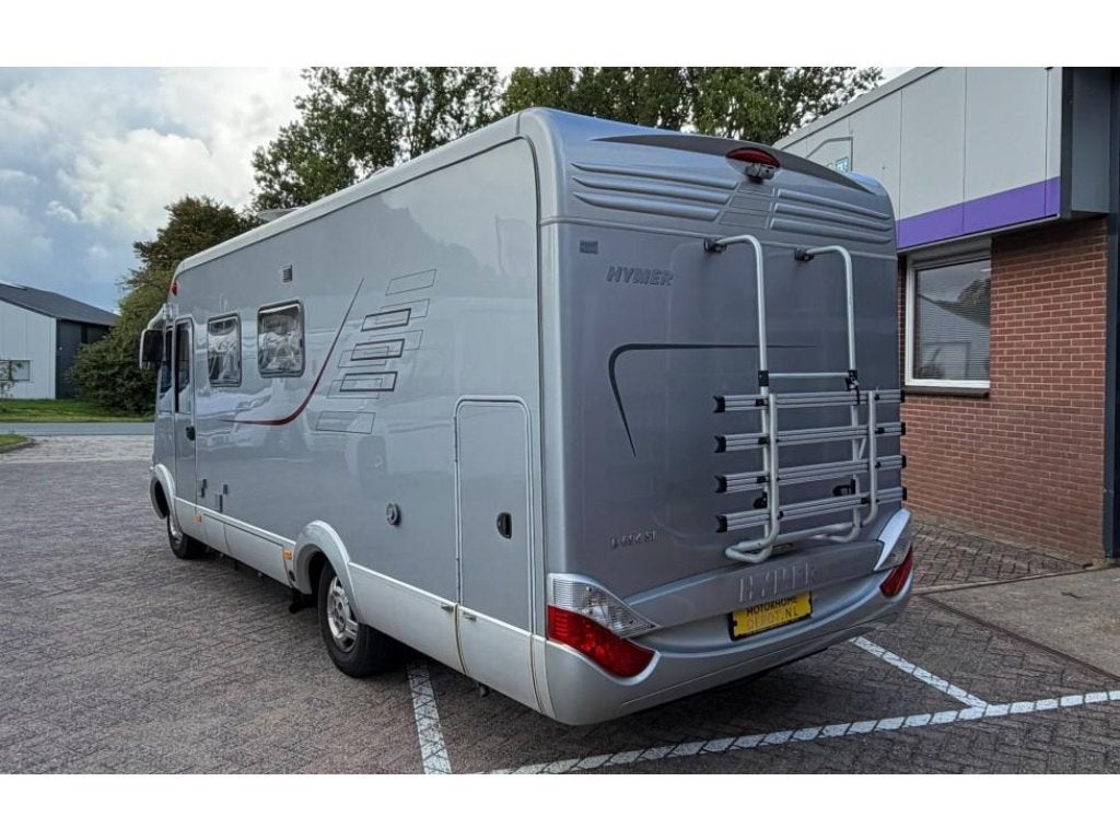 Hymer B694 SL Automaat 160 PK DakAirco Dwarsbed Hefbed, Fiat, Koelkast, Bedrijf, Diesel
