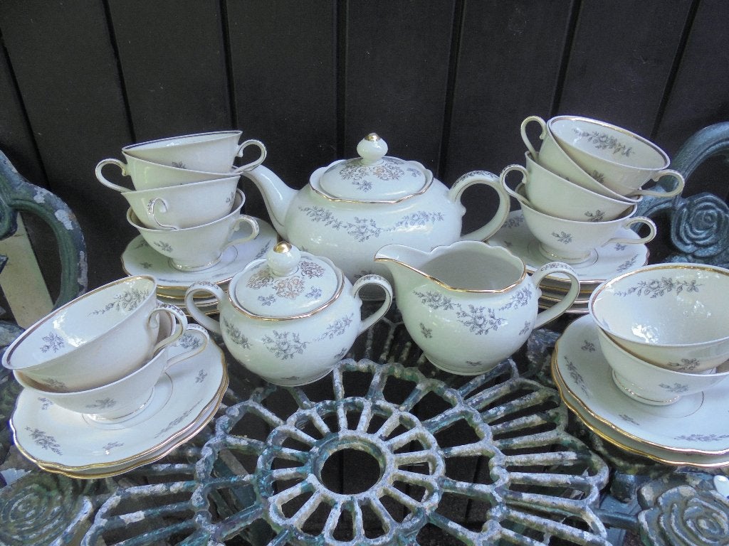 Theeservies Winterling Bavaria grijze roosjes en goud deco