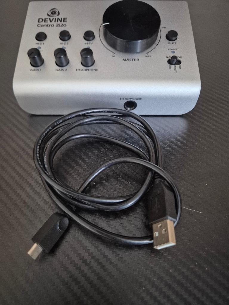 Device Centro 2i2o, Ophalen of Verzenden, Zo goed als nieuw, Audio