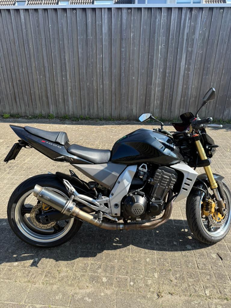Kawasaki Z1000 2006 19500 km sportuitlaat, Motoren, Occasion, 4 cilinders, Particulier, Handgeschakeld