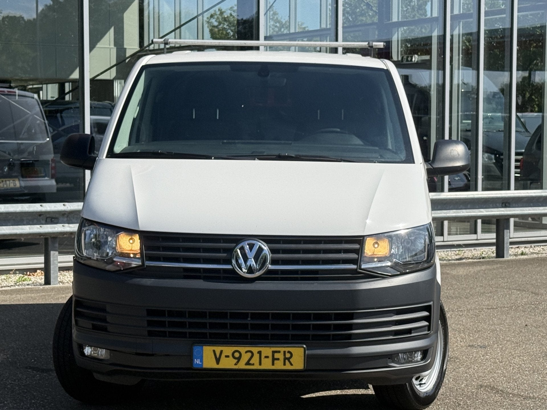 Volkswagen Transporter 2.0 TDI L1H1 Highline | Airco | Nieuw, Auto's, Bestelauto's, Voorwielaandrijving, Stof, Gebruikt, Euro 6