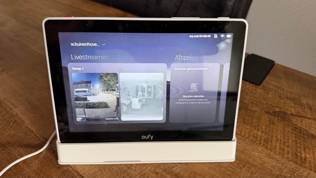 Eufy Smart Display E10 - Smart Home Hub, Computers en Software, Ophalen, Usb-aansluiting, Zo goed als nieuw, Wi-Fi