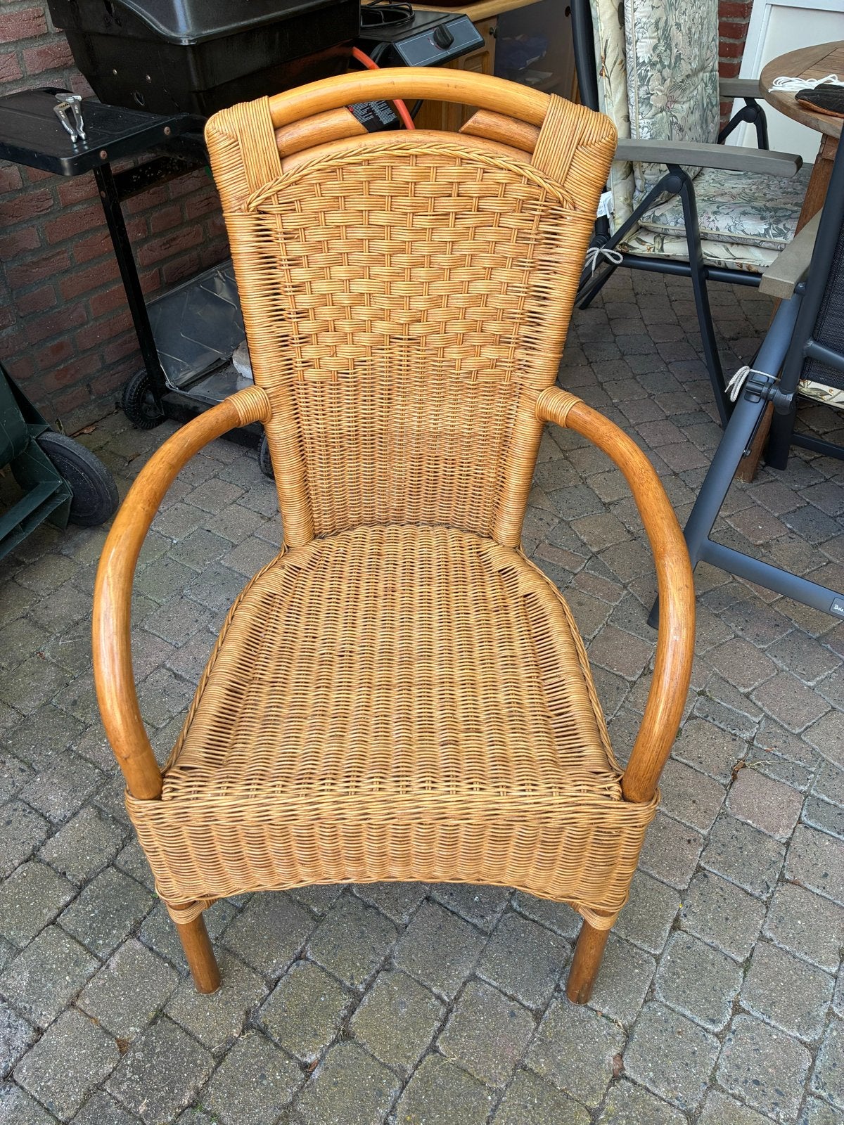 Rotan (tuin)stoelen vier stuks, Tuin en Terras, Tuinstoelen, Ophalen, Gebruikt, Rotan, Stapelbaar
