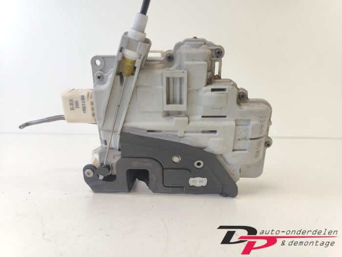 Deurslot Mechaniek 4Deurs rechts-voor van een Audi A4, Gebruikt, -, -, -