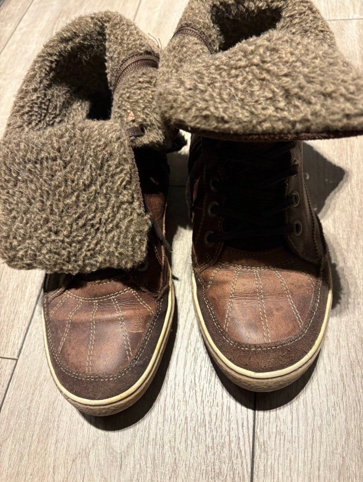 Bruine gevoerde sneakers/laarzen maat 40, Ophalen, Gedragen, Bruin, Sneakers of Gympen