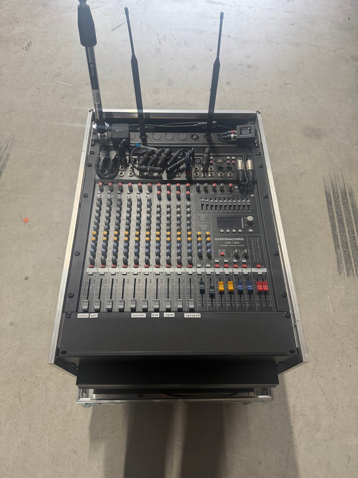Compleet tape rack met Dynacord CMS 1000 en Shure microfoons, Ophalen, Gebruikt, 10 tot 20 kanalen, ...