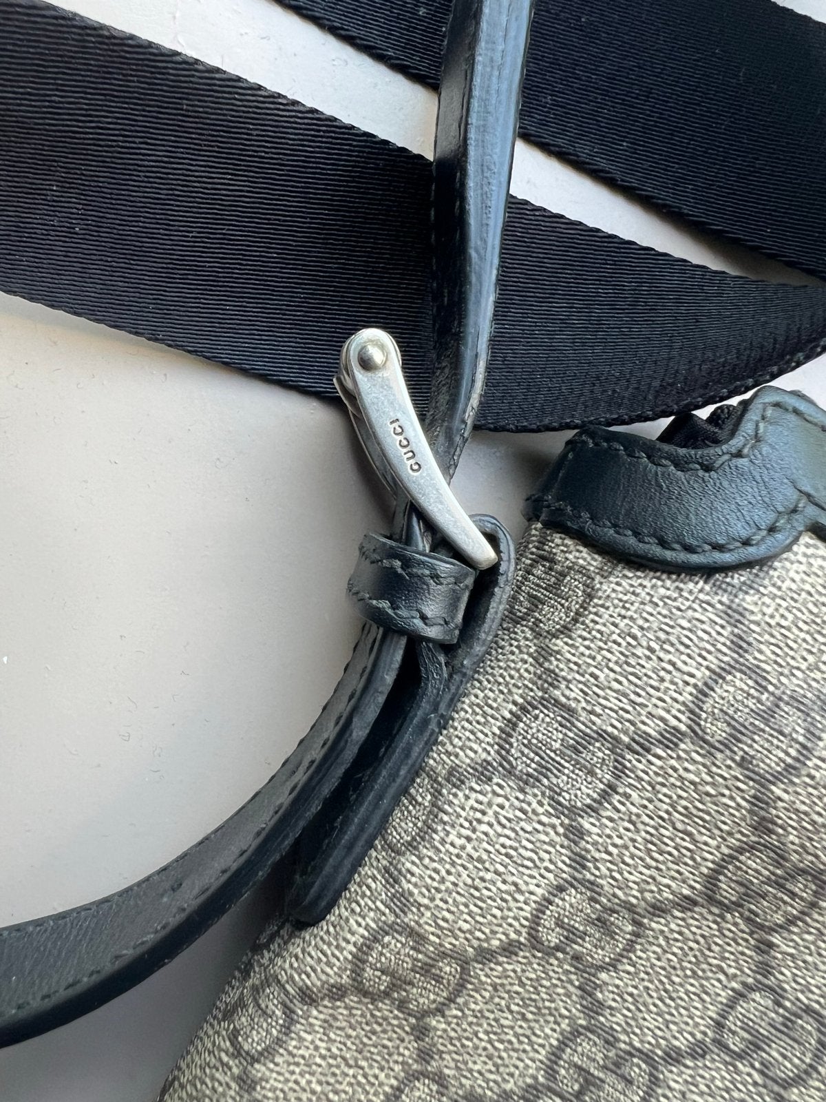 Gucci GG Supreme Messenger Tas met Webdetail, Overige merken, Gebruikt, Bruin, Ophalen of Verzenden