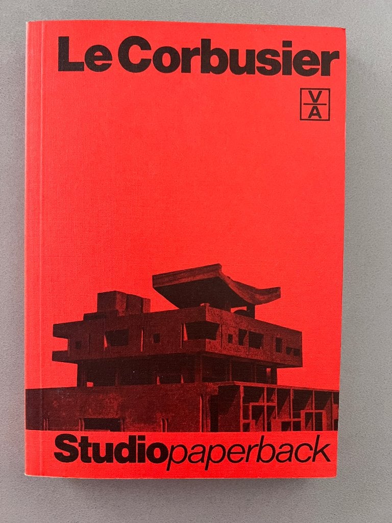 LE CORBUSIER Studiopaperback, Ophalen of Verzenden, Zo goed als nieuw