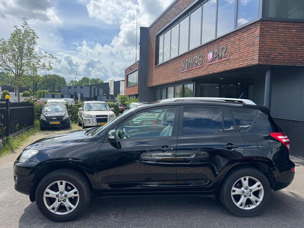 Toyota RAV4 2.0 VVTi Executive Business 4X4 TREKHAAK LEDER C, 13 km/l, Gebruikt, 4 cilinders, 2000 kg