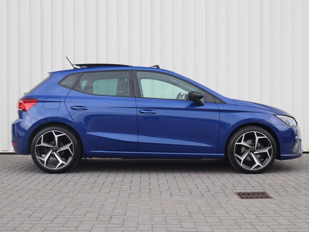 SEAT Ibiza 1.0 TSI 115pk FR Business Intense | Panoramadak |, Voorwielaandrijving, 12 maanden, Stof, Blauw