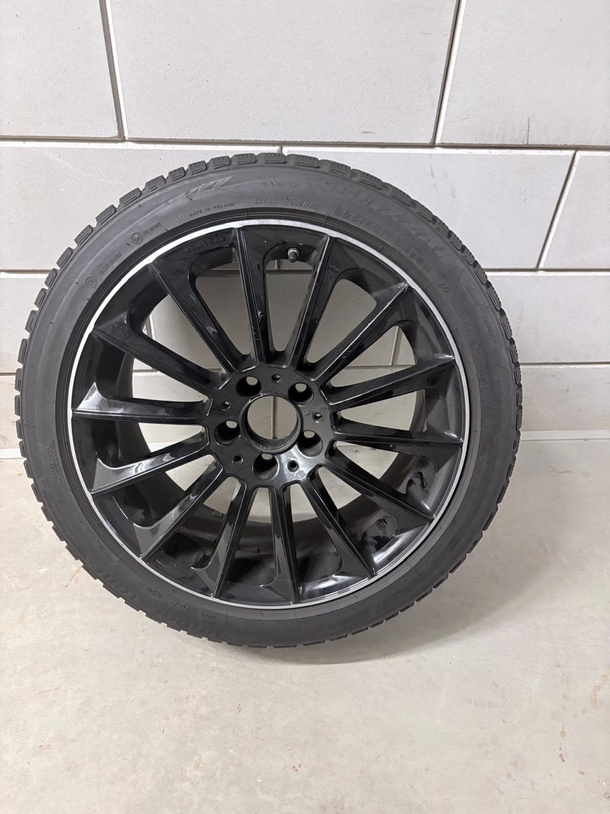 Mercedes A W177 4x 18 inch velgen incl winterbanden, Auto-onderdelen, Ophalen, 18 inch, Gebruikt, Velg(en)