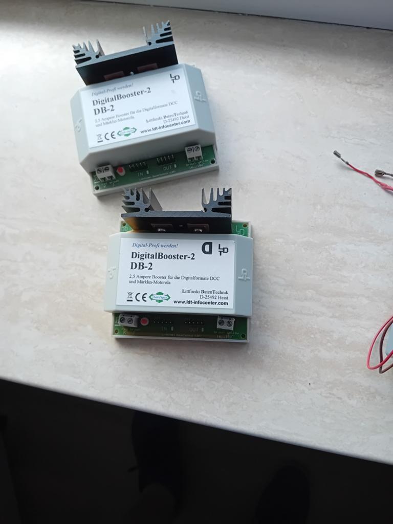 Booster, Hobby en Vrije tijd, Modeltreinen | H0, Ophalen of Verzenden, Zo goed als nieuw, Wisselstroom, Transformator of Voeding