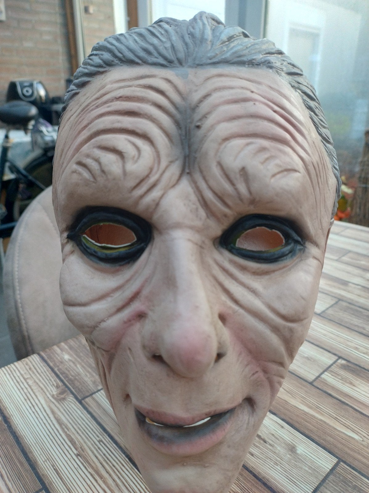 Oude man masker - Realistisch Halloween/Carnaval masker, Ophalen of Verzenden, Zo goed als nieuw, Overige typen