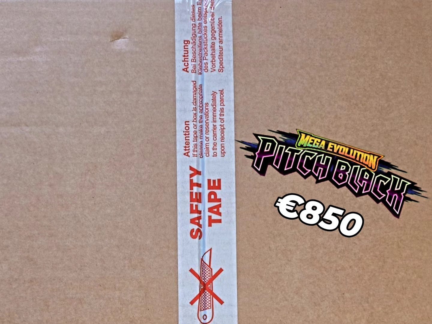 Pitch Black ETB case sealed, Hobby en Vrije tijd, Ophalen of Verzenden, Nieuw