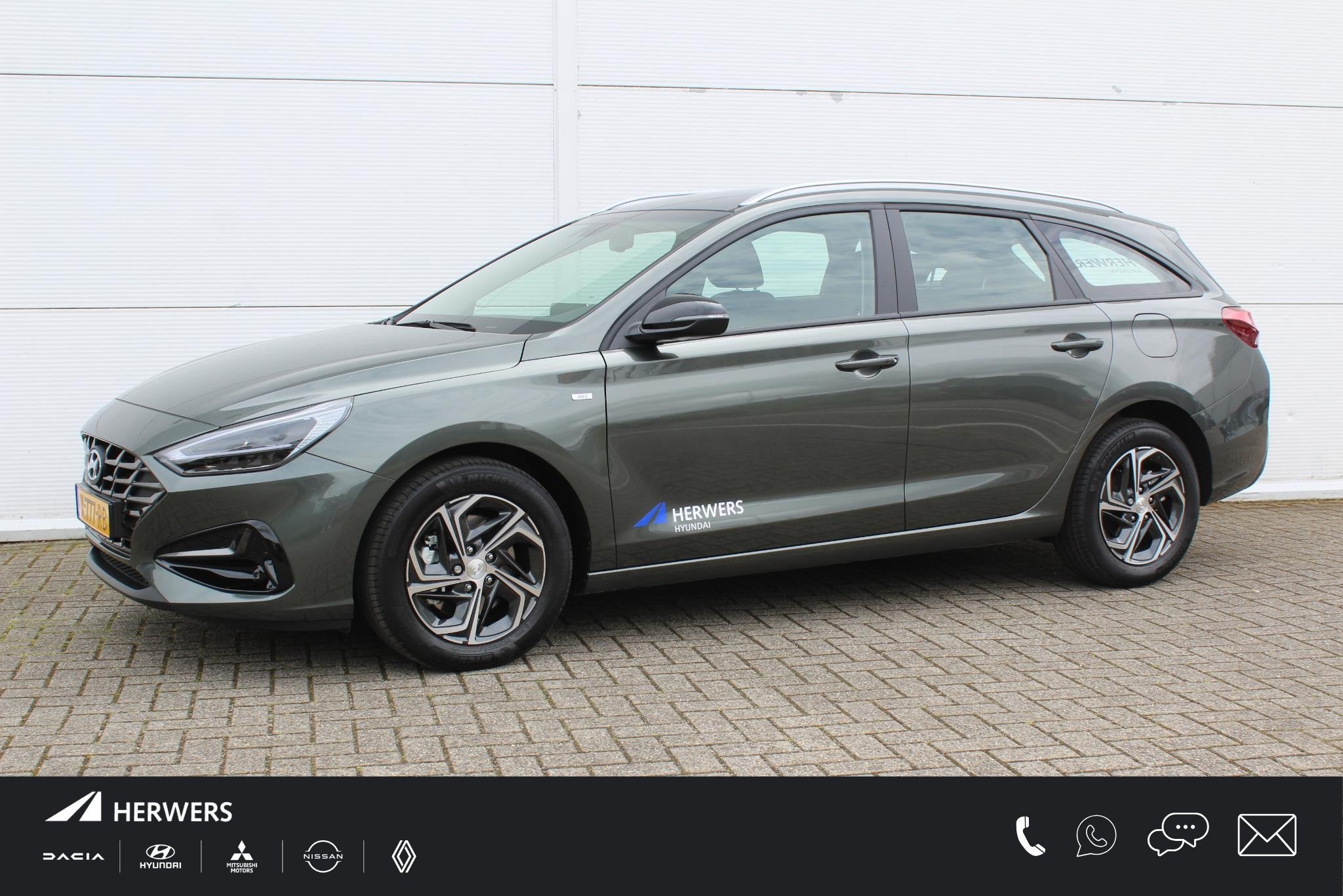 Hyundai i30 Wagon 1.0 T-GDi MHEV Comfort Smart / Navigatie +, Voorwielaandrijving, Stof, 1246 kg, Origineel Nederlands
