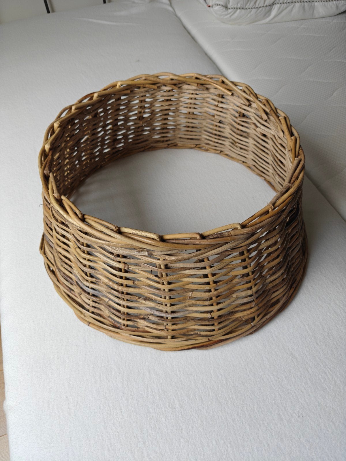 Rotan mand / rieten mand, Gebruikt, Ophalen of Verzenden, Landelijk, Natuurlijk materiaal