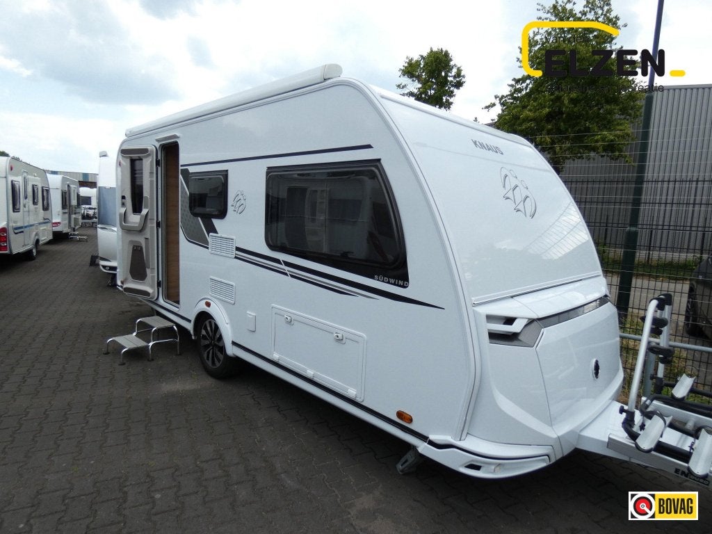 Knaus Sudwind 60 Years 500 EU mover, luifel, fietsendr., Caravans en Kamperen, Caravans, Standaardzit, Bedrijf, 5 tot 6 meter