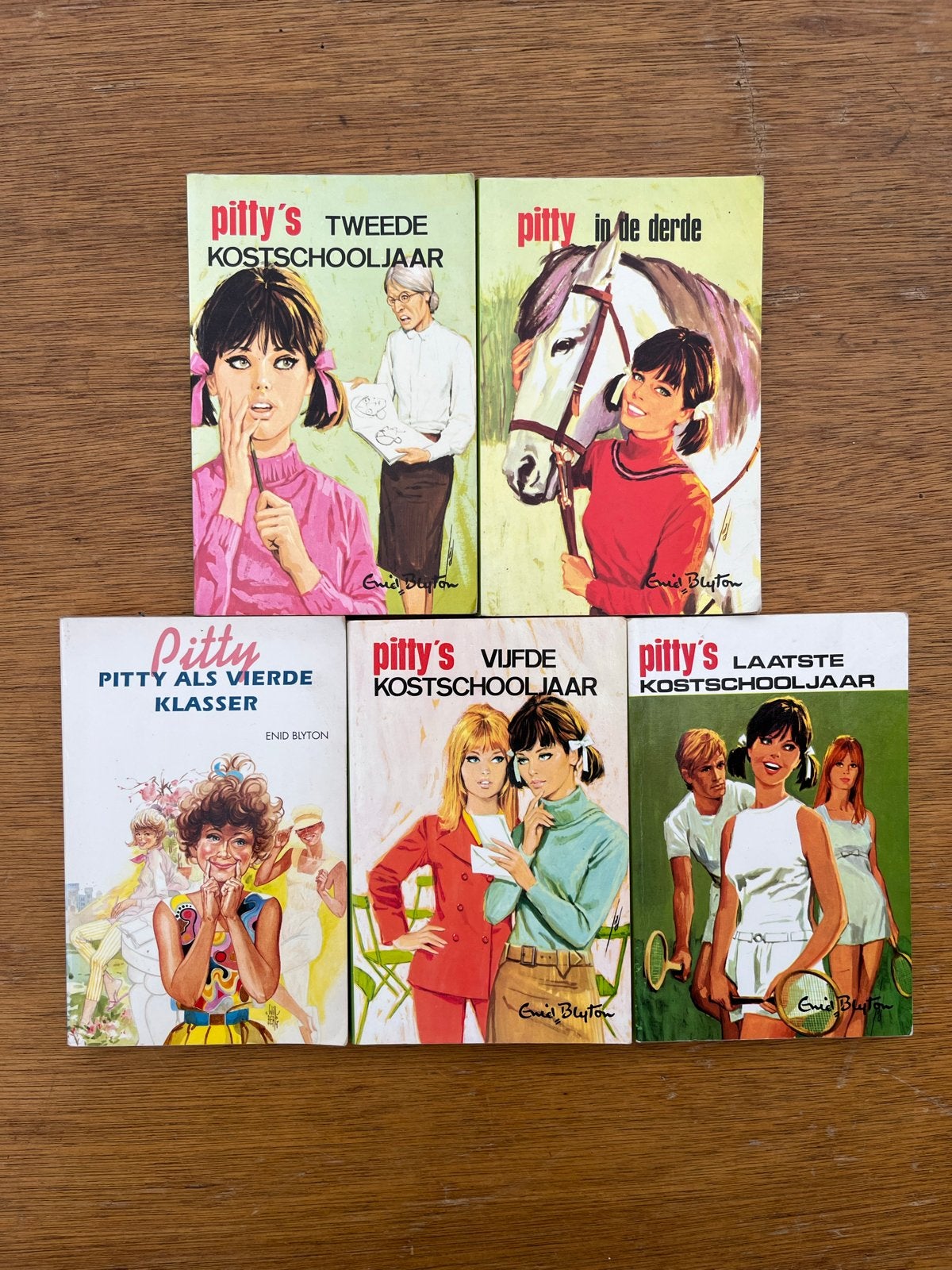 Pitty boeken - Enid Blyton - 5 delen, Boeken, Ophalen of Verzenden, Gelezen, Fictie