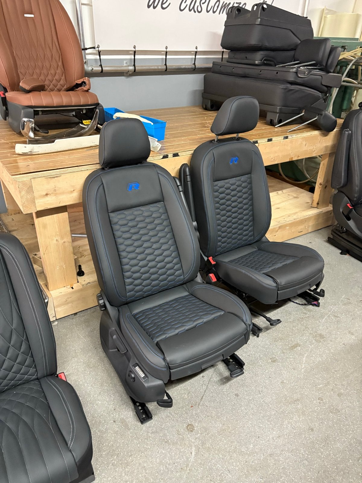 Volkswagen Caddy Voorstoelen - R-Line Stijl, Ophalen, B, Gebruikt, Volkswagen