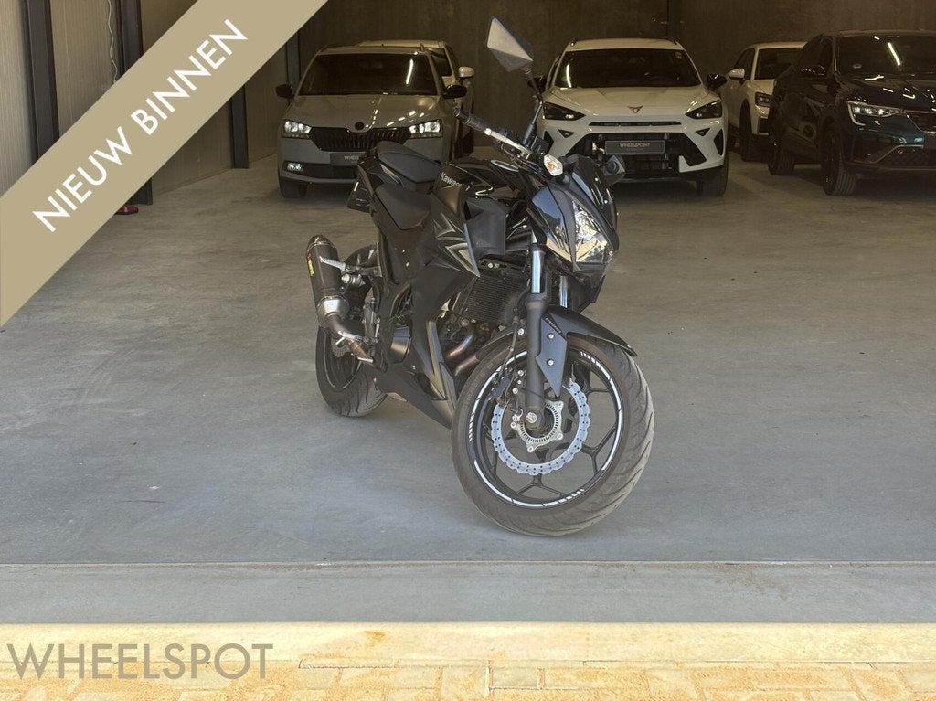 Kawasaki Z 300 ABS|Akrapovic|Druppellader|ABS, 296 cc, Bedrijf, Info@wheelspot.nl, ABS