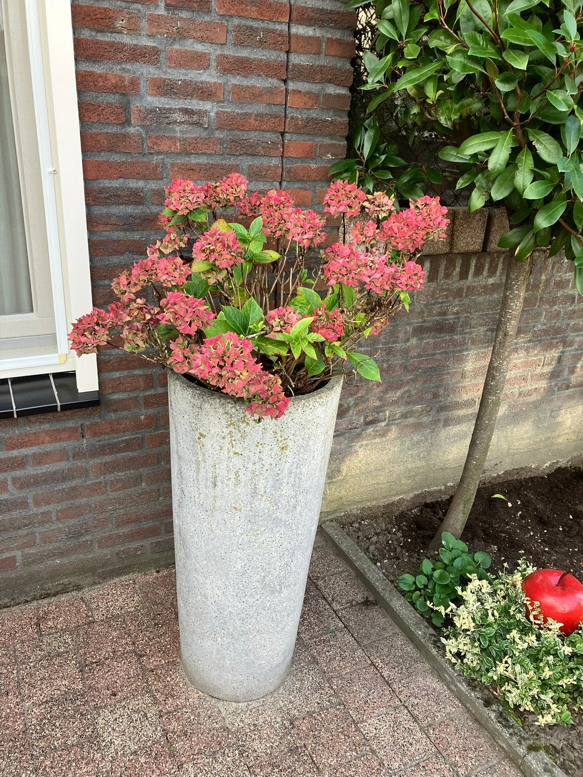 Buiten bloempot, Ophalen, Zo goed als nieuw