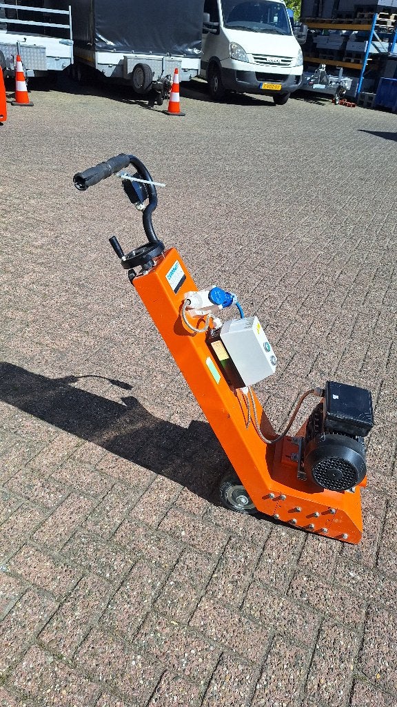 Vloerfreesmachine lamellenfrees 230V Trelawny TFP200, Ophalen, Gebruikt, Lamellenfrees, Industriepark 2a 9351PA Leek