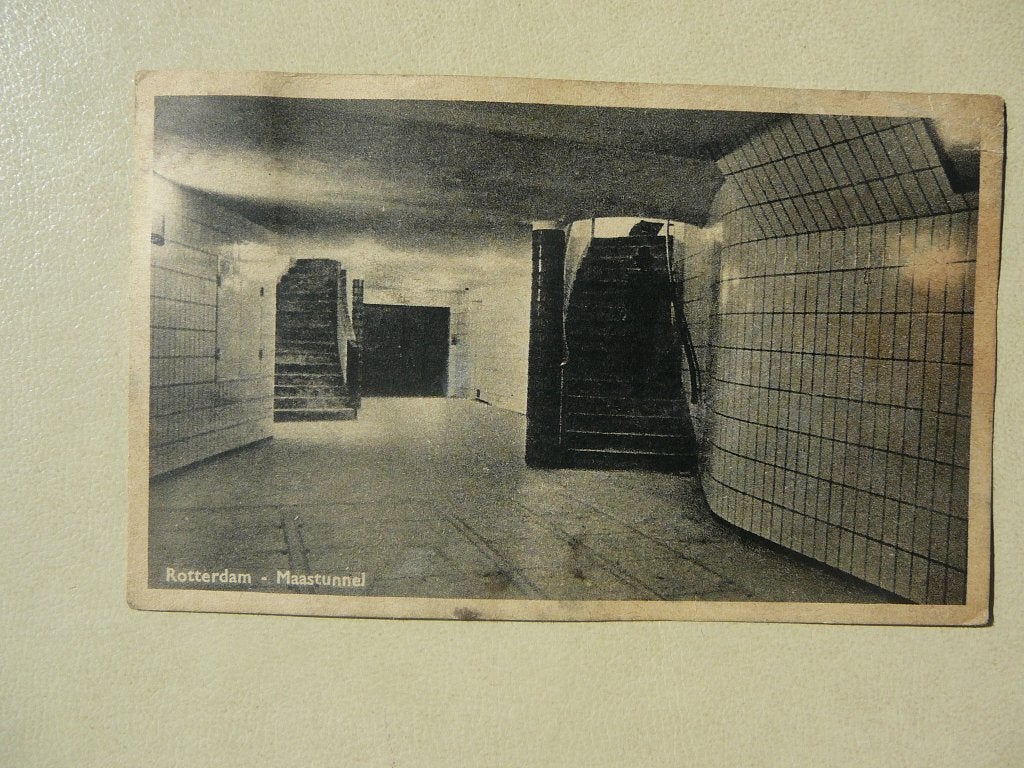 Rotterdam.  Maastunnel, Ophalen of Verzenden, 1940 tot 1960, Gelopen, Zuid-Holland