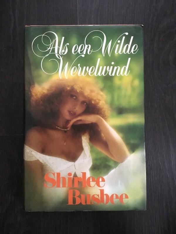 Shirlee Busbee- Als een Wilde Wervelwind- HC, Boeken, Verzenden, Zo goed als nieuw
