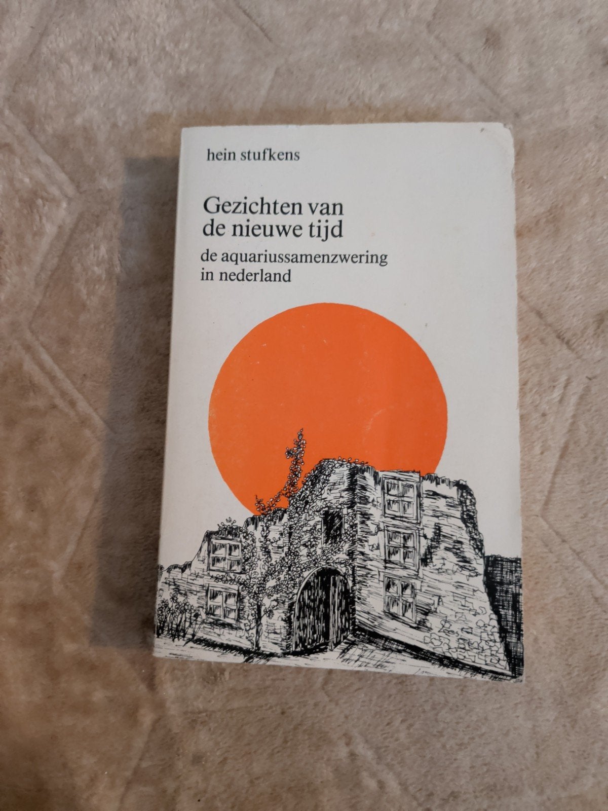 Gezichten van de nieuwe tijd - Hein Stufkens, Boeken, Ophalen of Verzenden, Gelezen, Hein Stufkens, Nederland