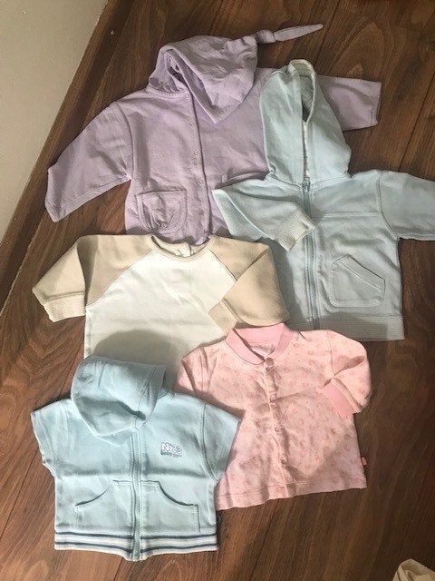 Babypakket pakketje 5 vesten en truien H&M Hema maat 62-68, H&M, Nieuw, Ophalen of Verzenden, Truitje of Vestje