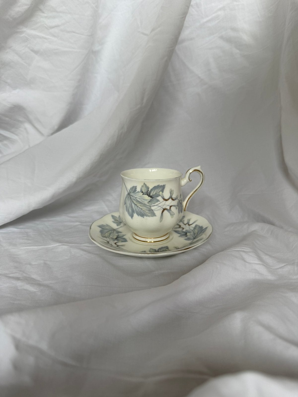 Vintage wit & blauw Royal Albert porseleinen theekopje, Verzenden