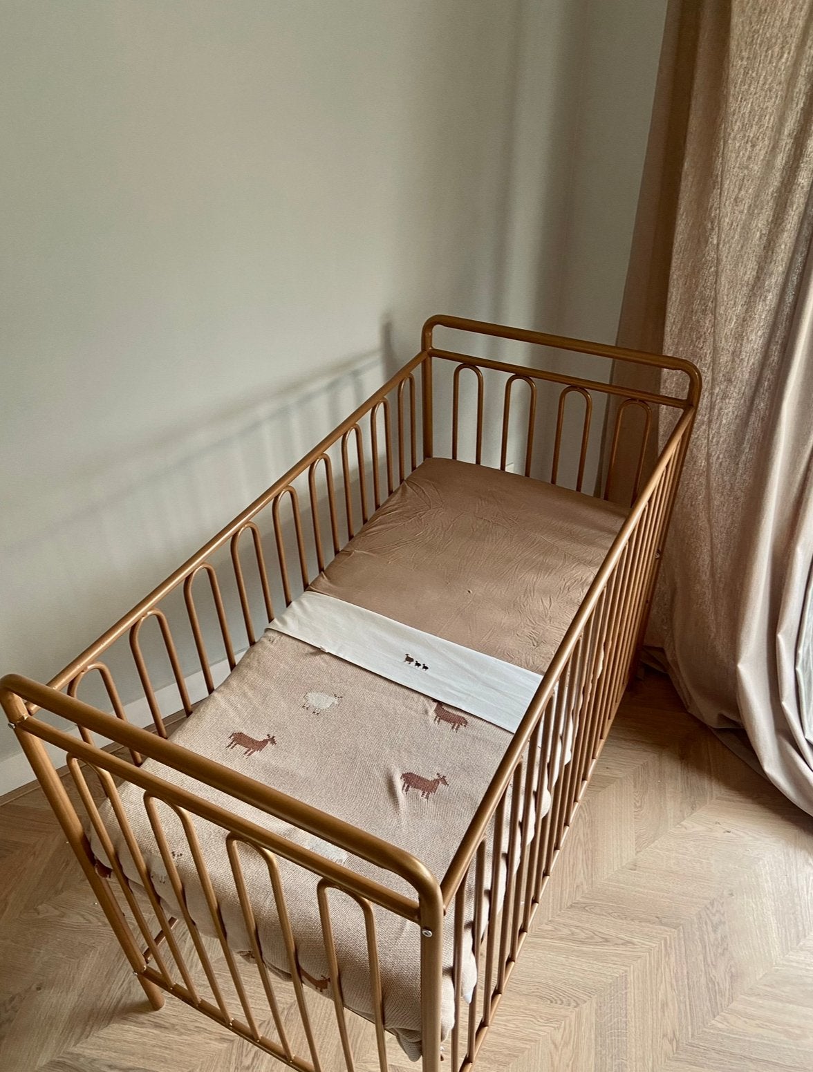 Polini Kids Ledikant 120x60 Brons/Koper, Ophalen, Zo goed als nieuw, Ledikant