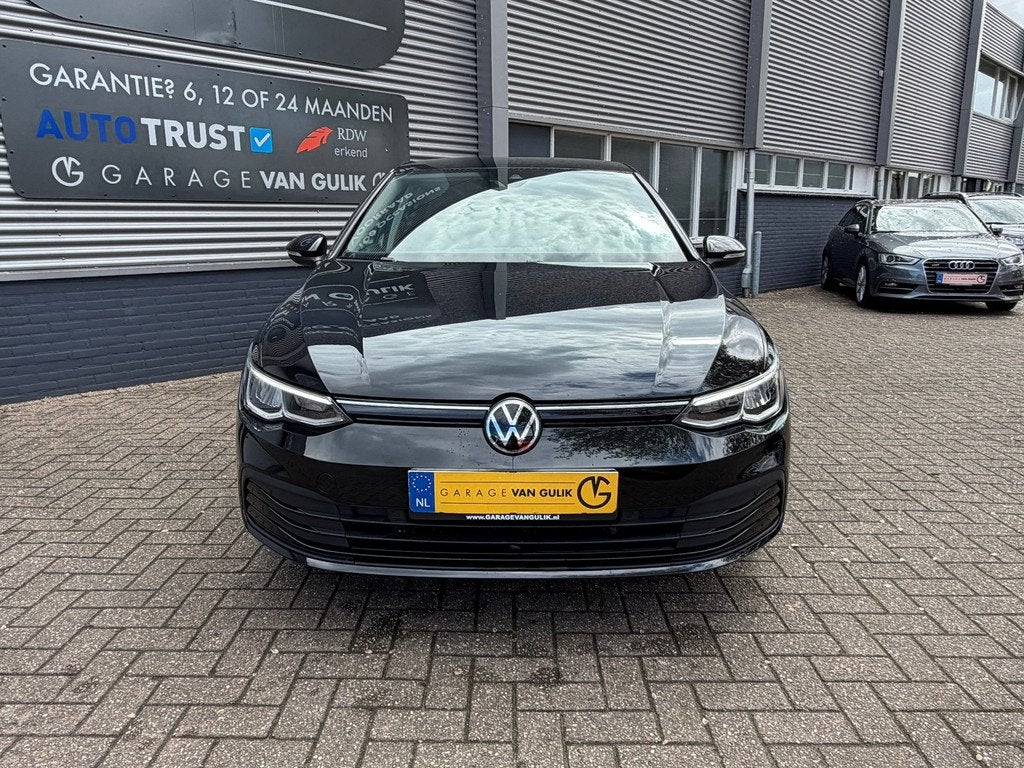 Volkswagen Golf 1.0 TSI 110PK Navi,Clima,ACC,Carplay,Stoel+S, Voorwielaandrijving, Stof, Gebruikt, Zwart