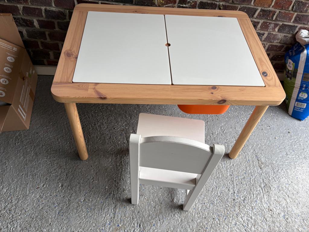 Ikea kindertafel en stoeltje, Kinderen en Baby's, Kinderkamer | Tafels en Stoelen, Ophalen, Gebruikt, Tafel(s) en Stoel(en)