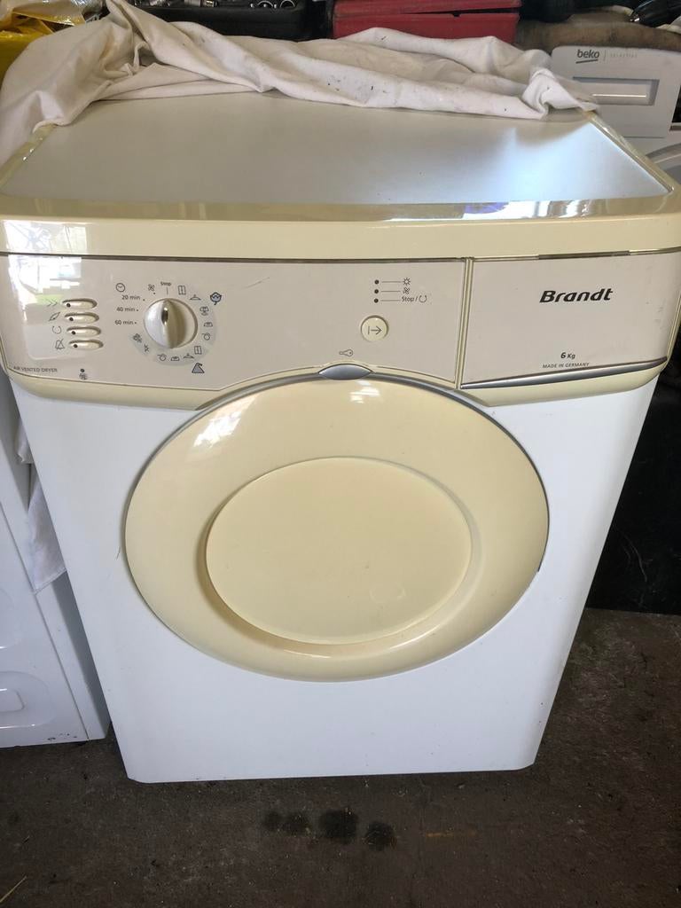Te koop afvoer droger merk brandt, Ophalen, 6 tot 8 kg, Luchtafvoer, Zo goed als nieuw