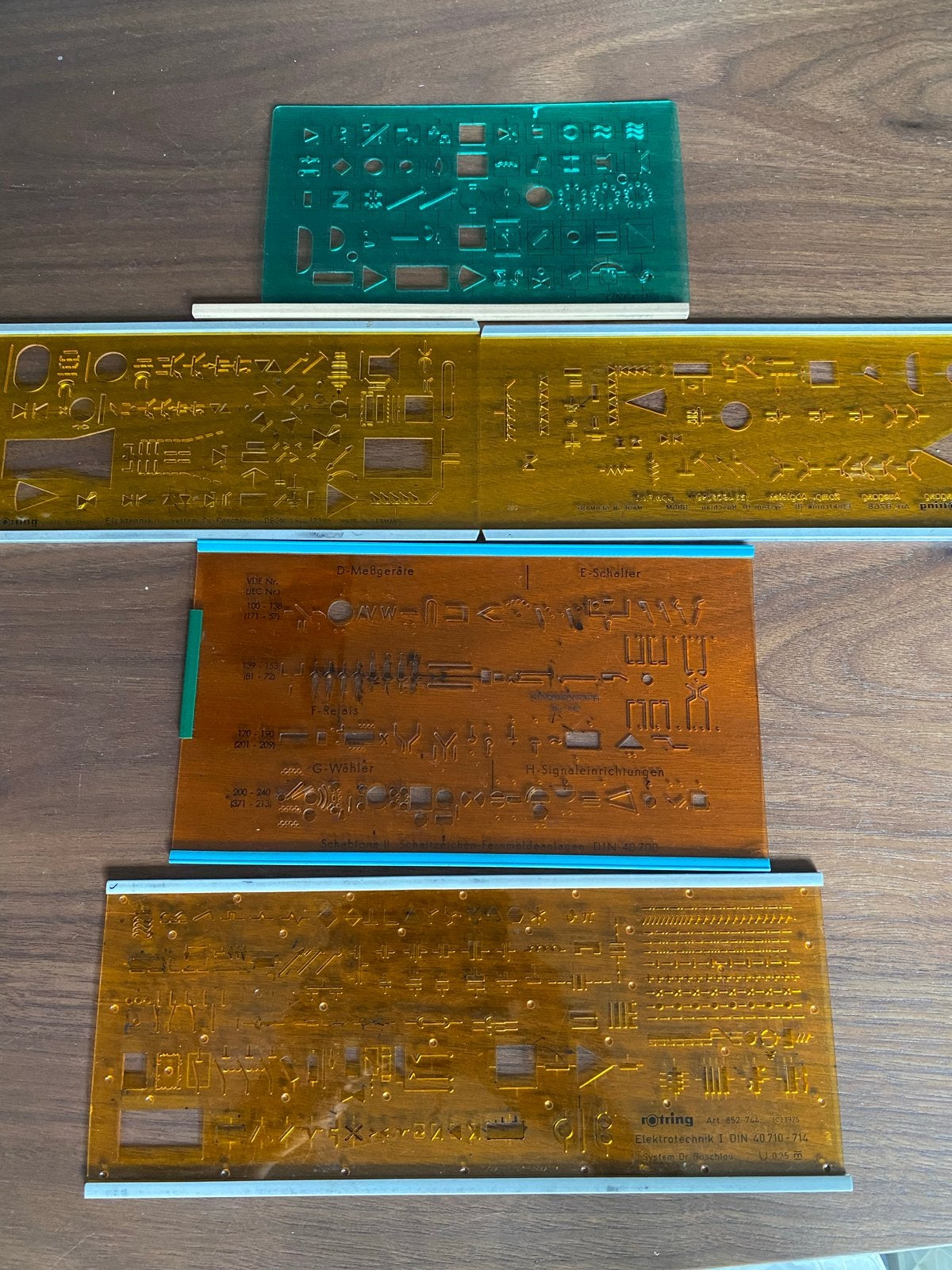Rotring en Linex Tekensjablonen - Elektronisch & Algemeen, Ophalen of Verzenden, Gebruikt, Overige typen